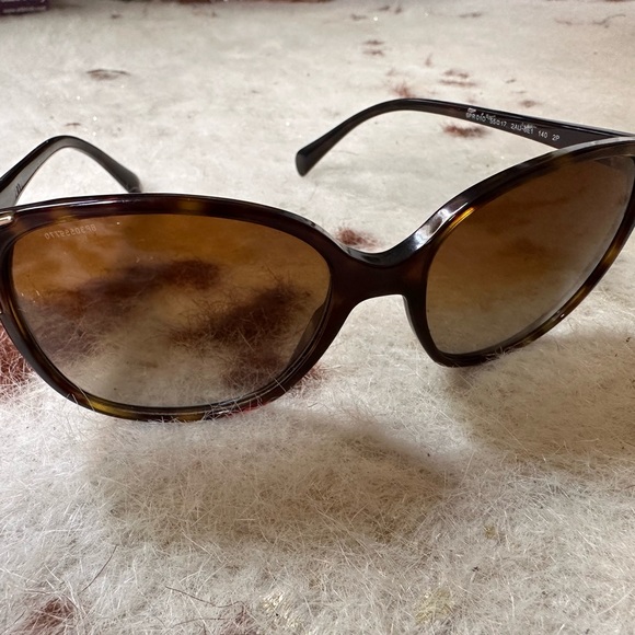 PRADA Sunglasses - Picture 3 of 6